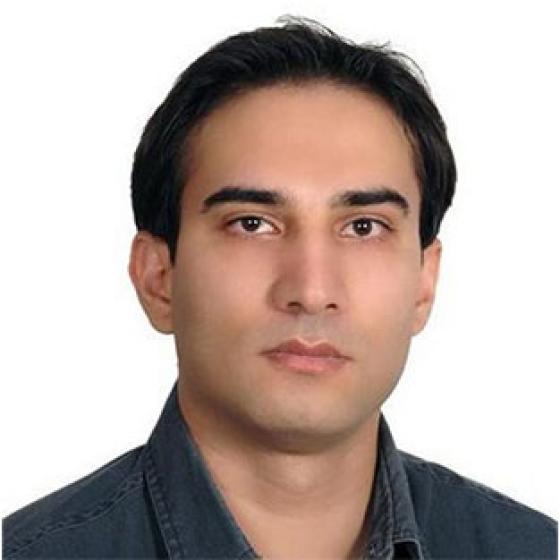 Reza Argha headshot